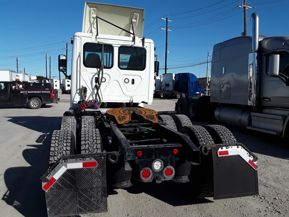 2019 Freightliner/Mercedes CASCADIA 125 813386