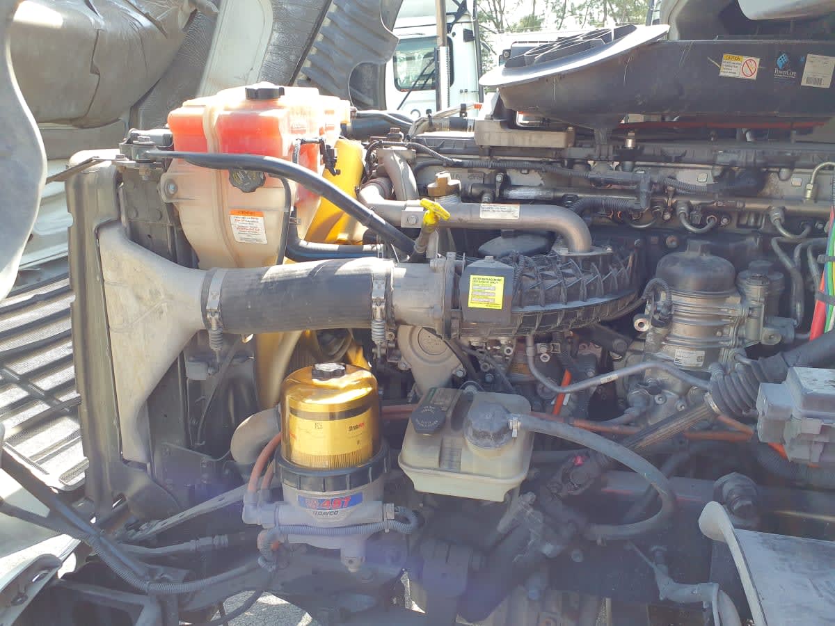 2019 Freightliner - image 8