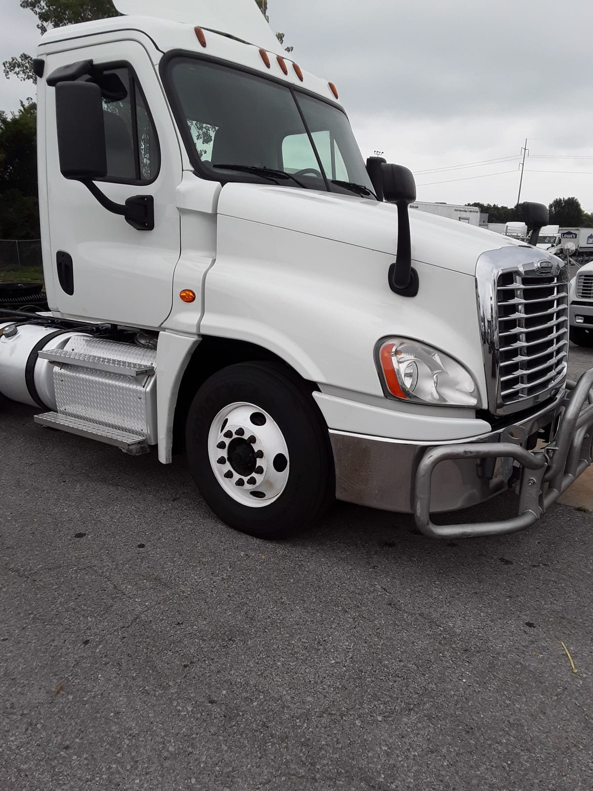 2019 Freightliner/Mercedes CASCADIA 125 813570