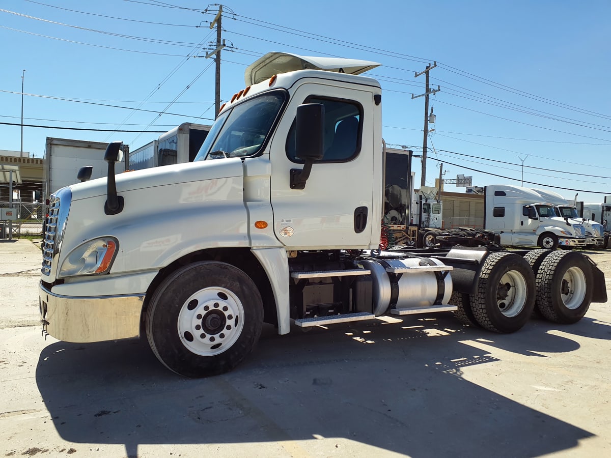 2019 Freightliner/Mercedes CASCADIA 125 813582
