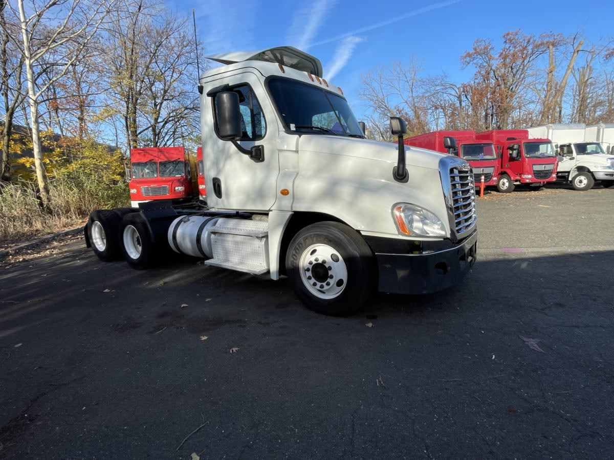 2019 Freightliner - image 3