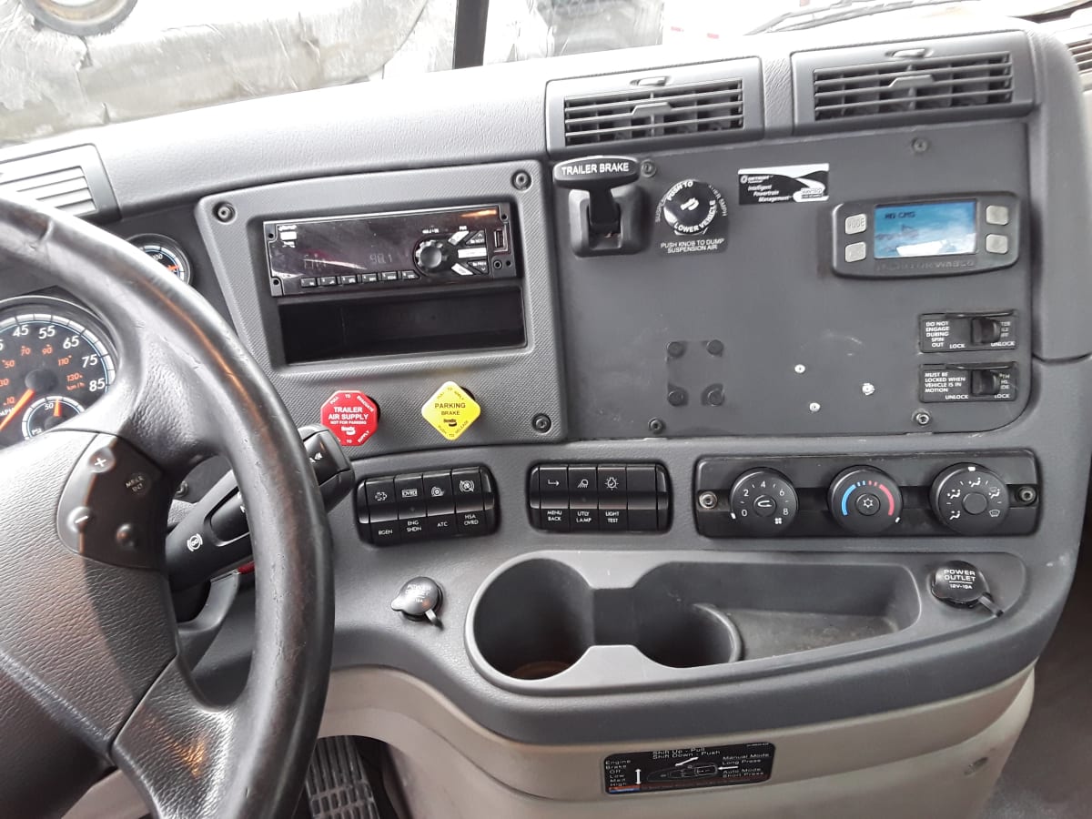 2019 Freightliner/Mercedes CASCADIA 125 813620