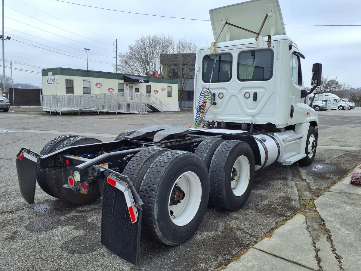 2019 Freightliner/Mercedes CASCADIA 125 813634