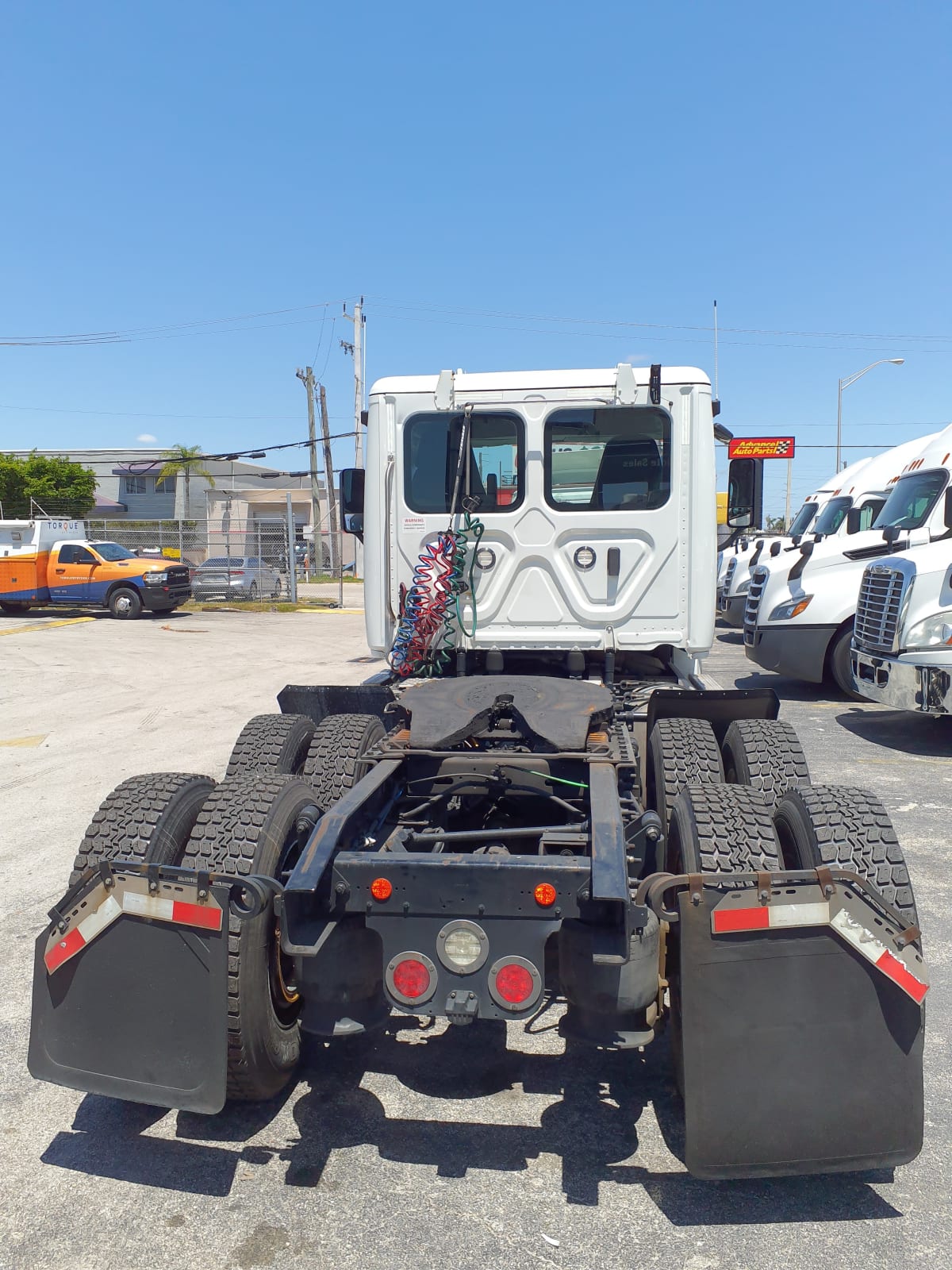 2019 Freightliner/Mercedes CASCADIA 125 813656