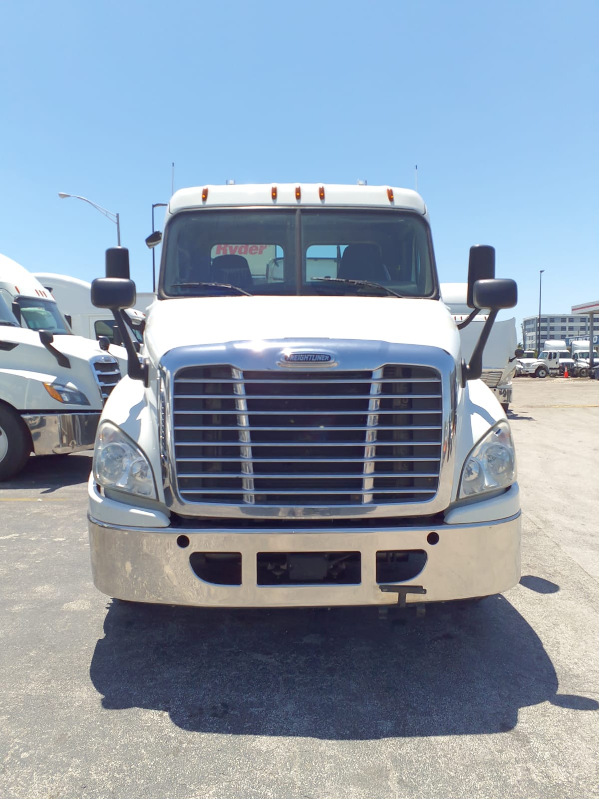 2019 Freightliner/Mercedes CASCADIA 125 813656