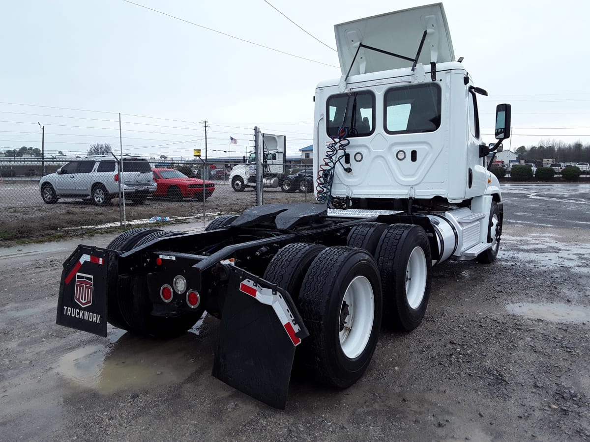 2019 Freightliner/Mercedes CASCADIA 125 813725