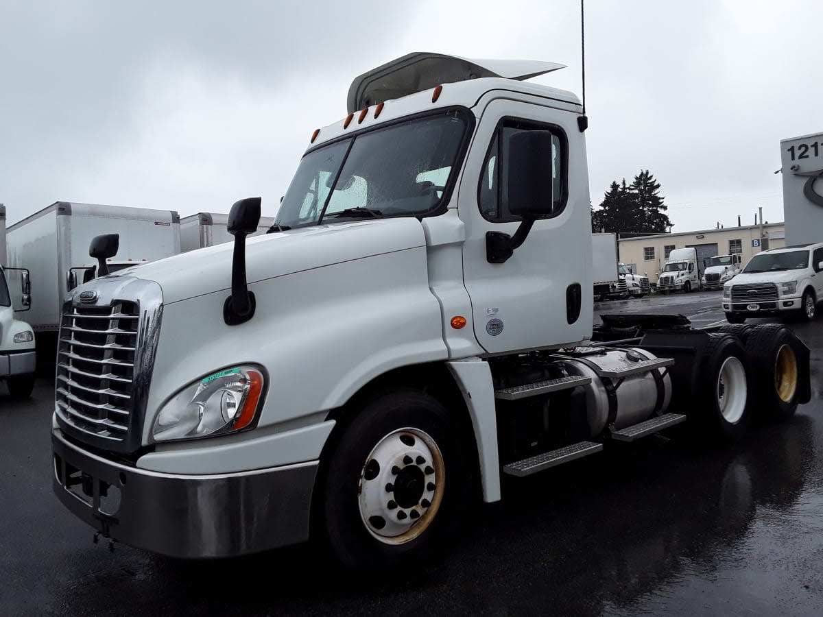 2019 Freightliner CASCADIA 125 813777