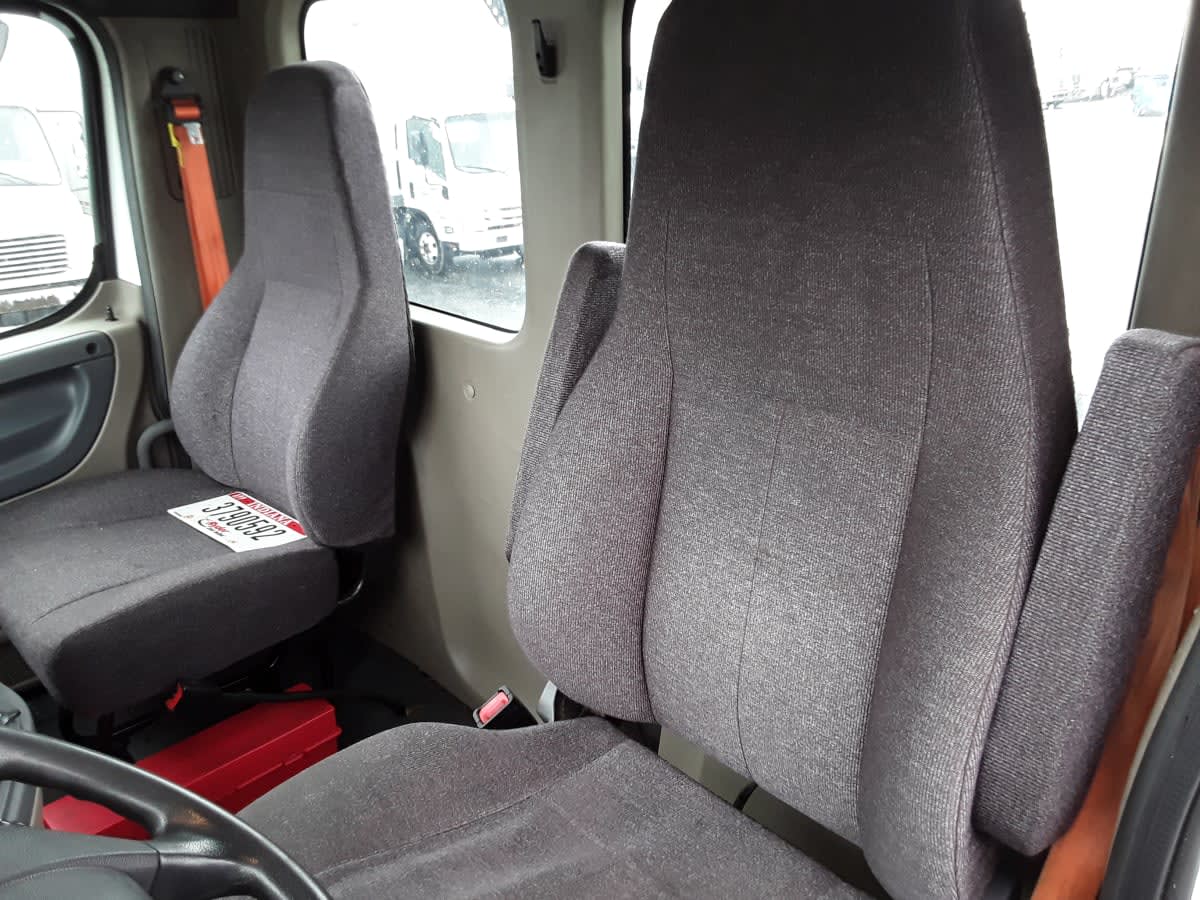 2019 Freightliner CASCADIA 125 813777