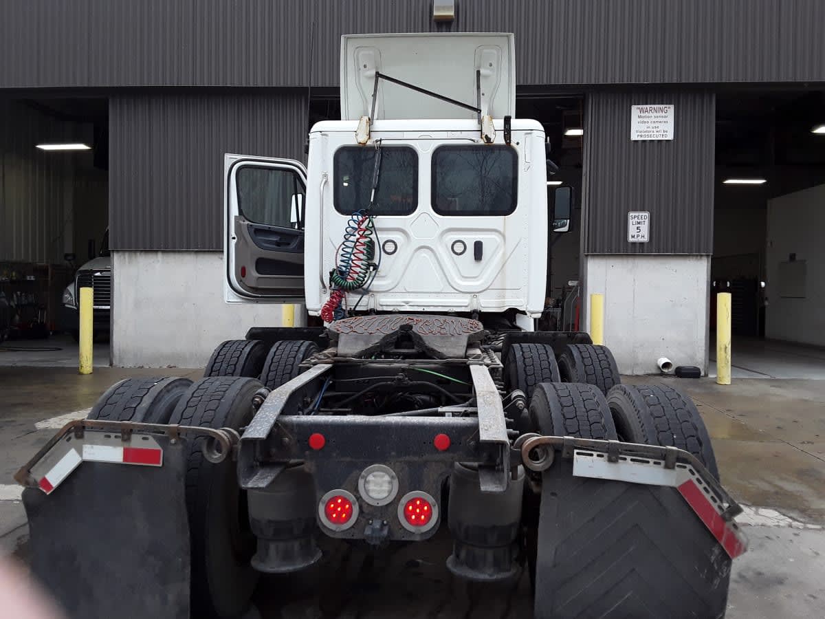 2019 Freightliner/Mercedes CASCADIA 125 813794