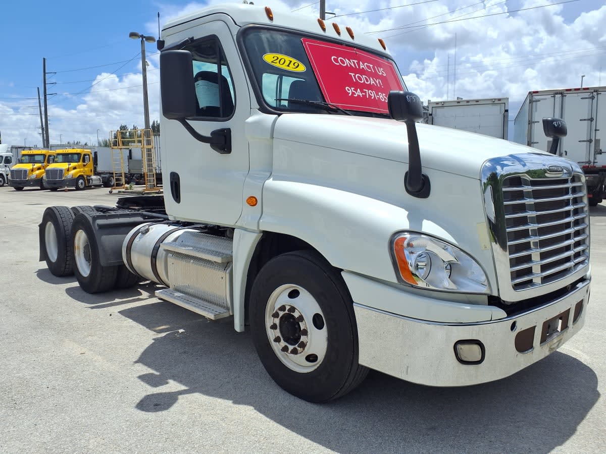 2019 Freightliner - image 3