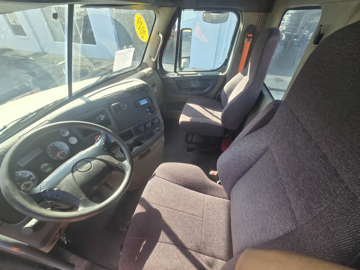 2019 Freightliner/Mercedes CASCADIA 125 813802