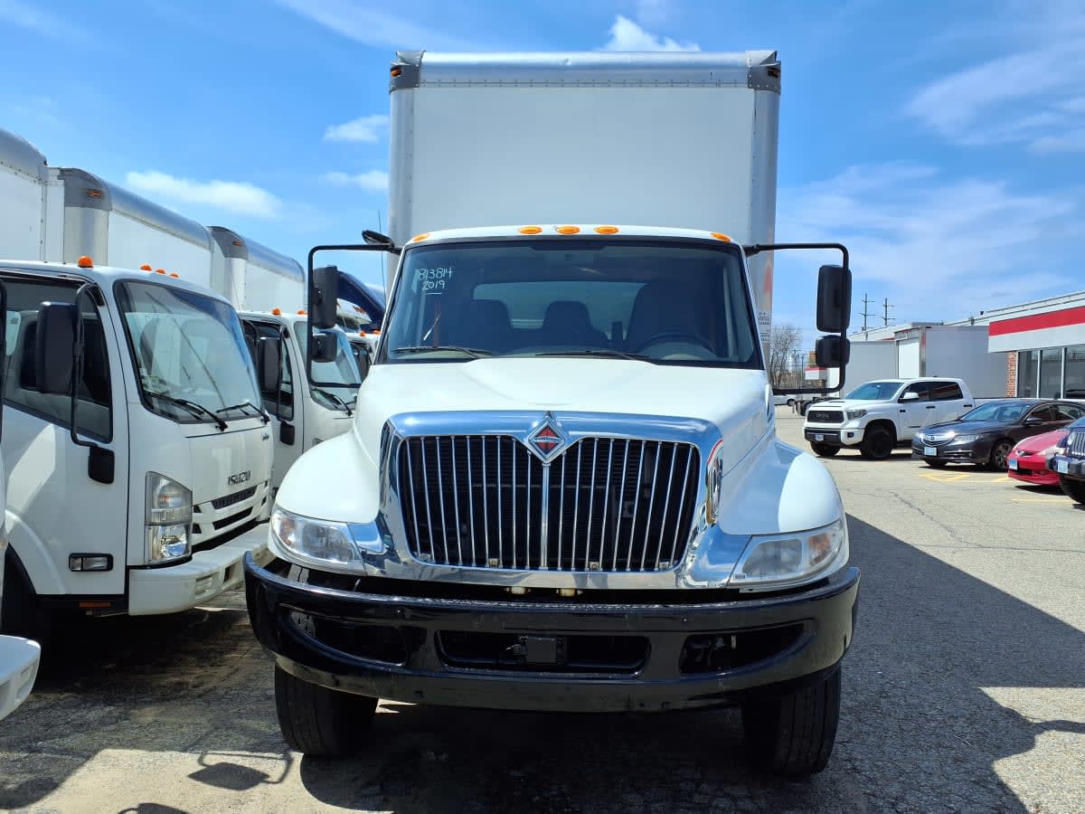 2019 Navistar International 4300 813814