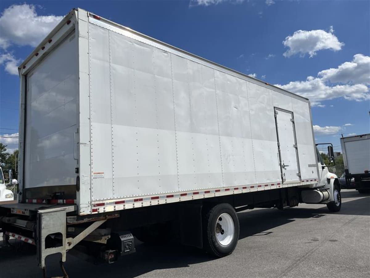 2019 Navistar International 4300 813815