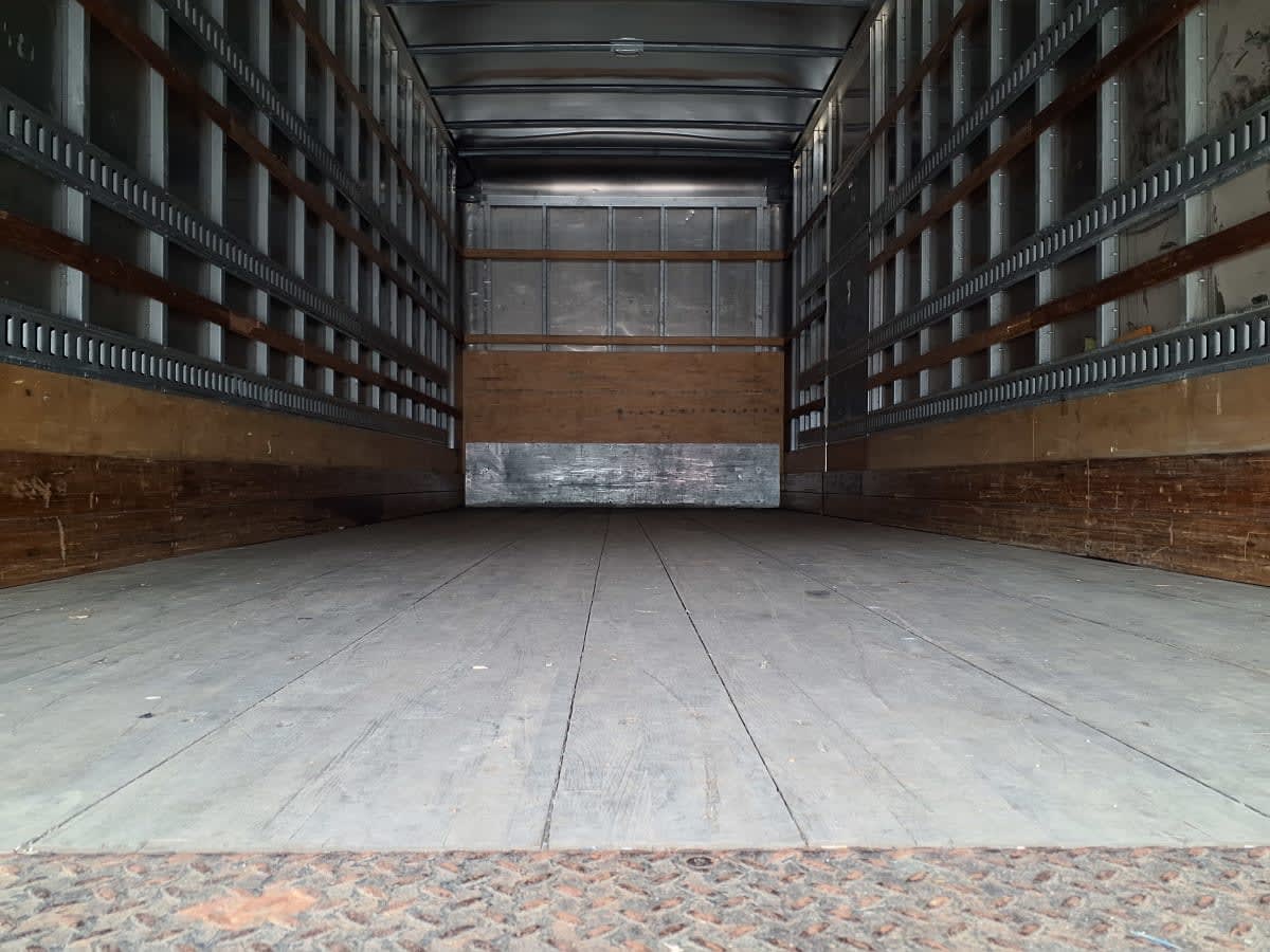2019 Navistar International 4300 813818