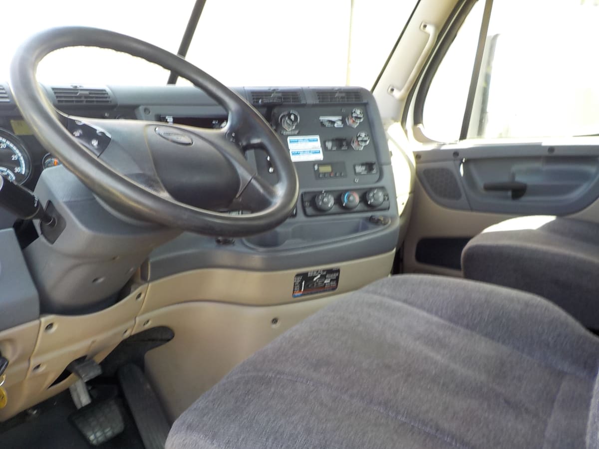 2019 Freightliner/Mercedes CASCADIA 113 813847