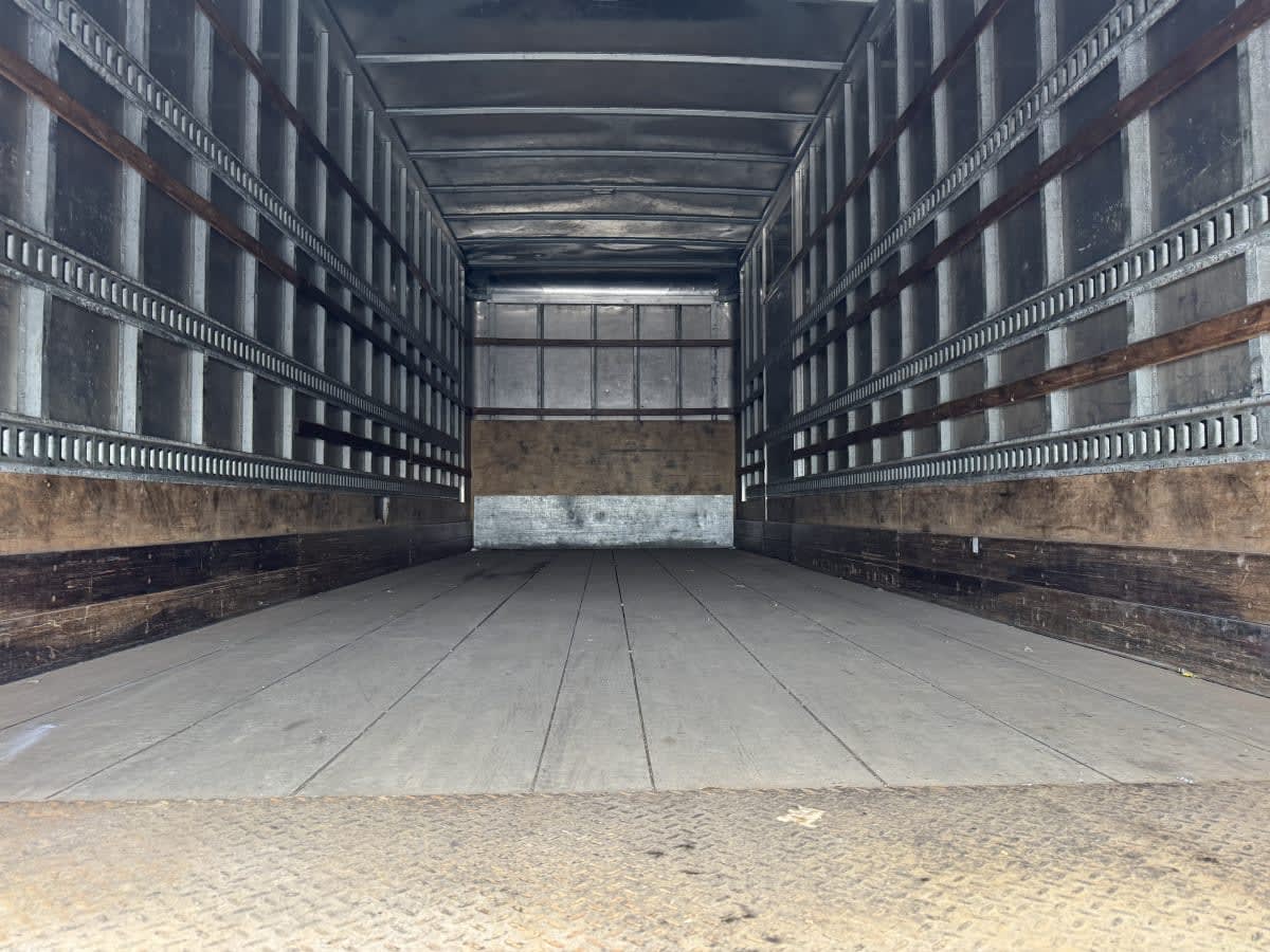 2019 Navistar International 4300 813865