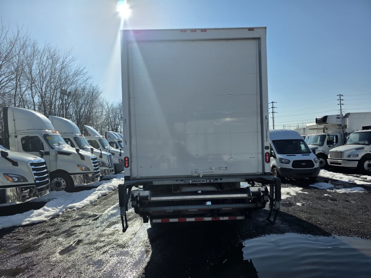 2019 Navistar International 4300 813877