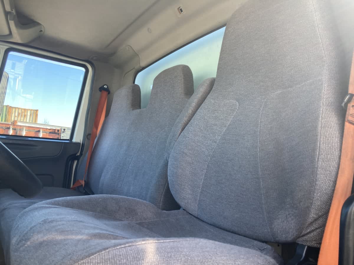 2019 Navistar International 4300 813909