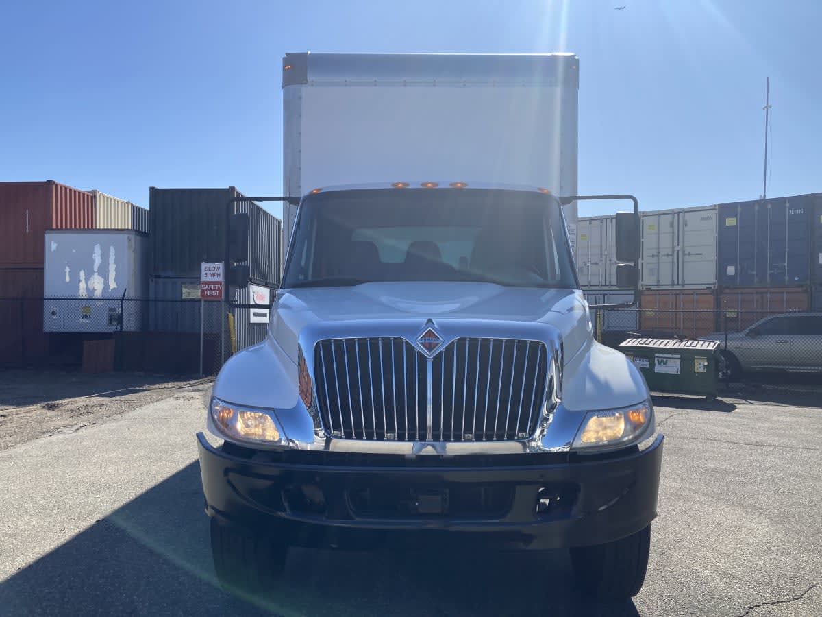 2019 Navistar International 4300 813909