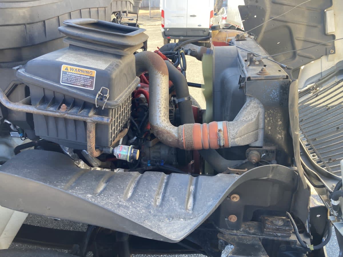 2019 Navistar International 4300 813909