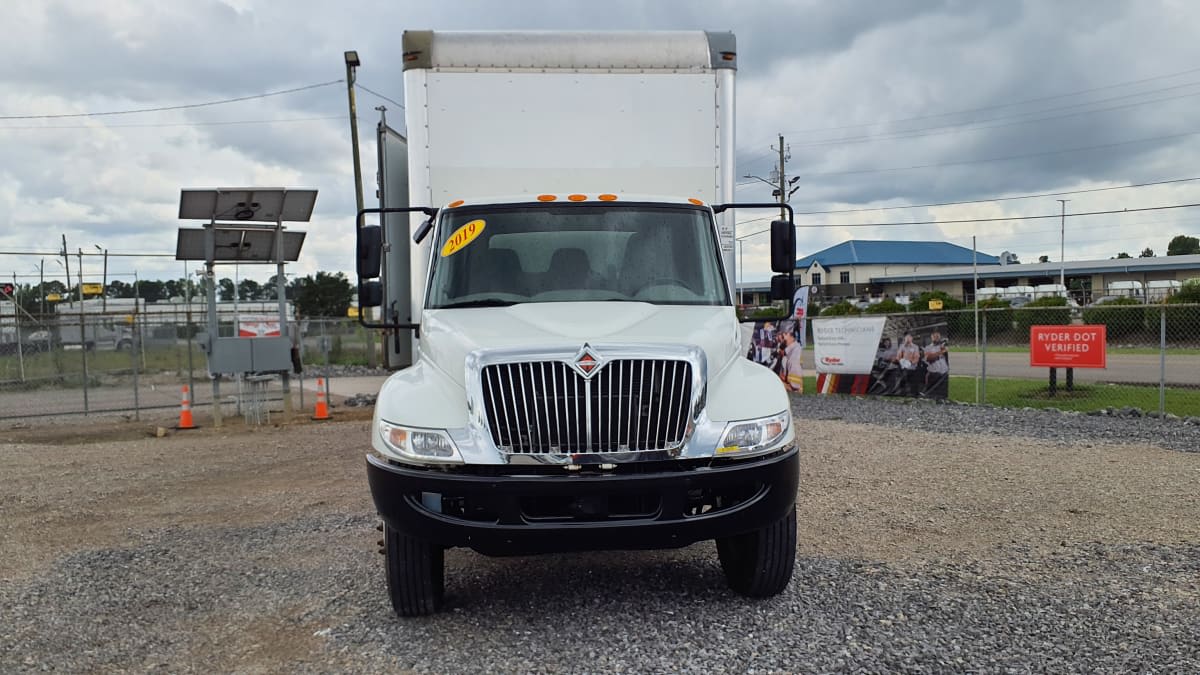 2019 Navistar International 4300 813919