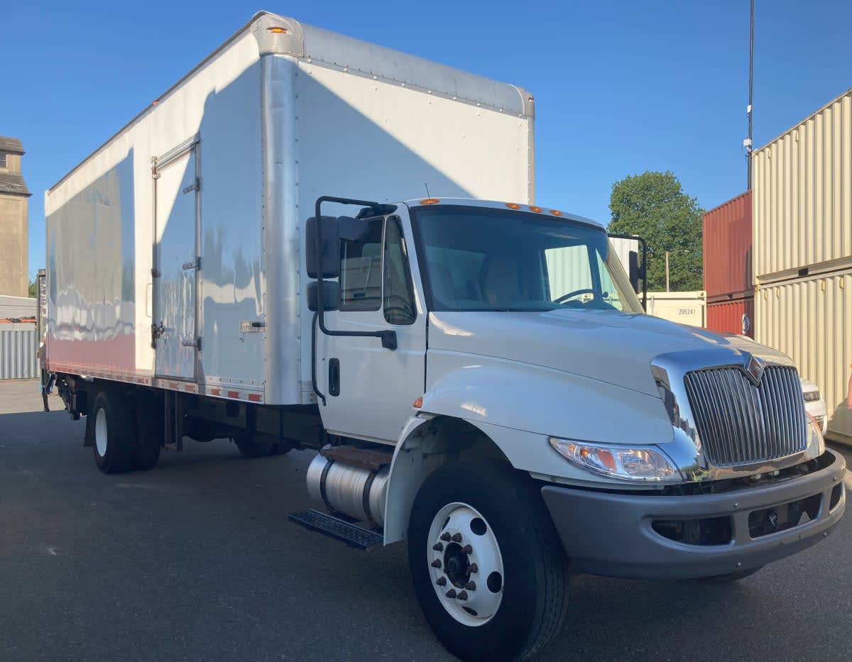 2019 Navistar International 4300 813922