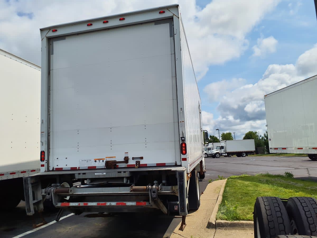 2019 Navistar International 4300 813924