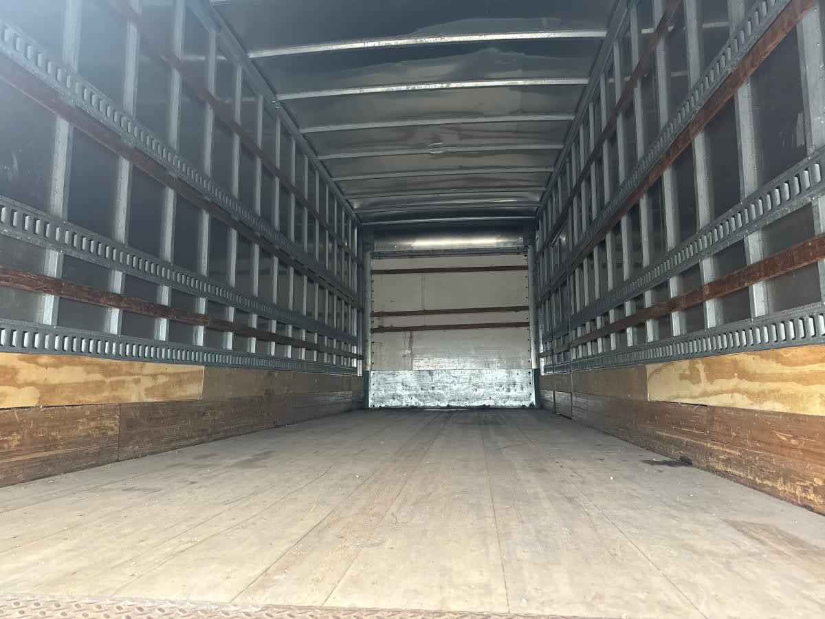 2019 Navistar International 4300 813927