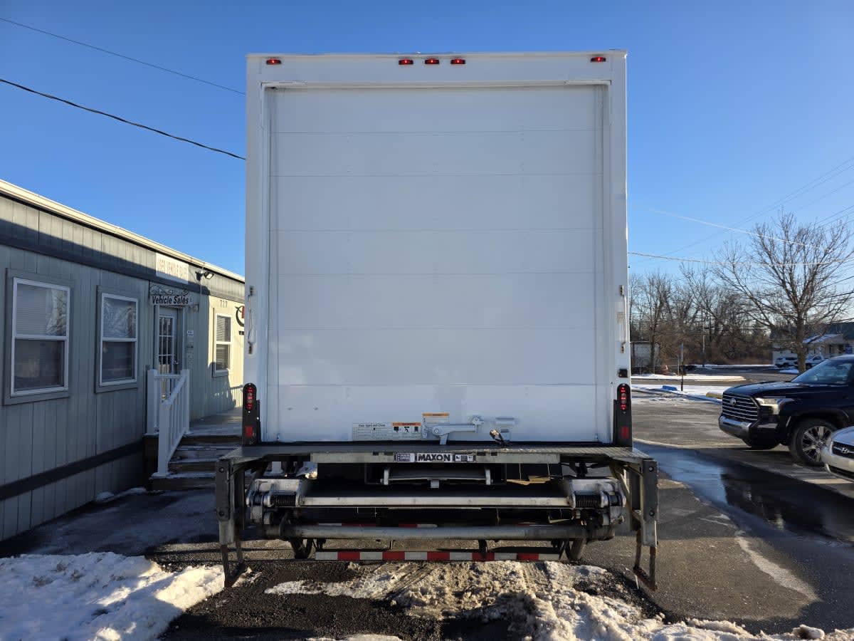 2019 Navistar International 4300 813929