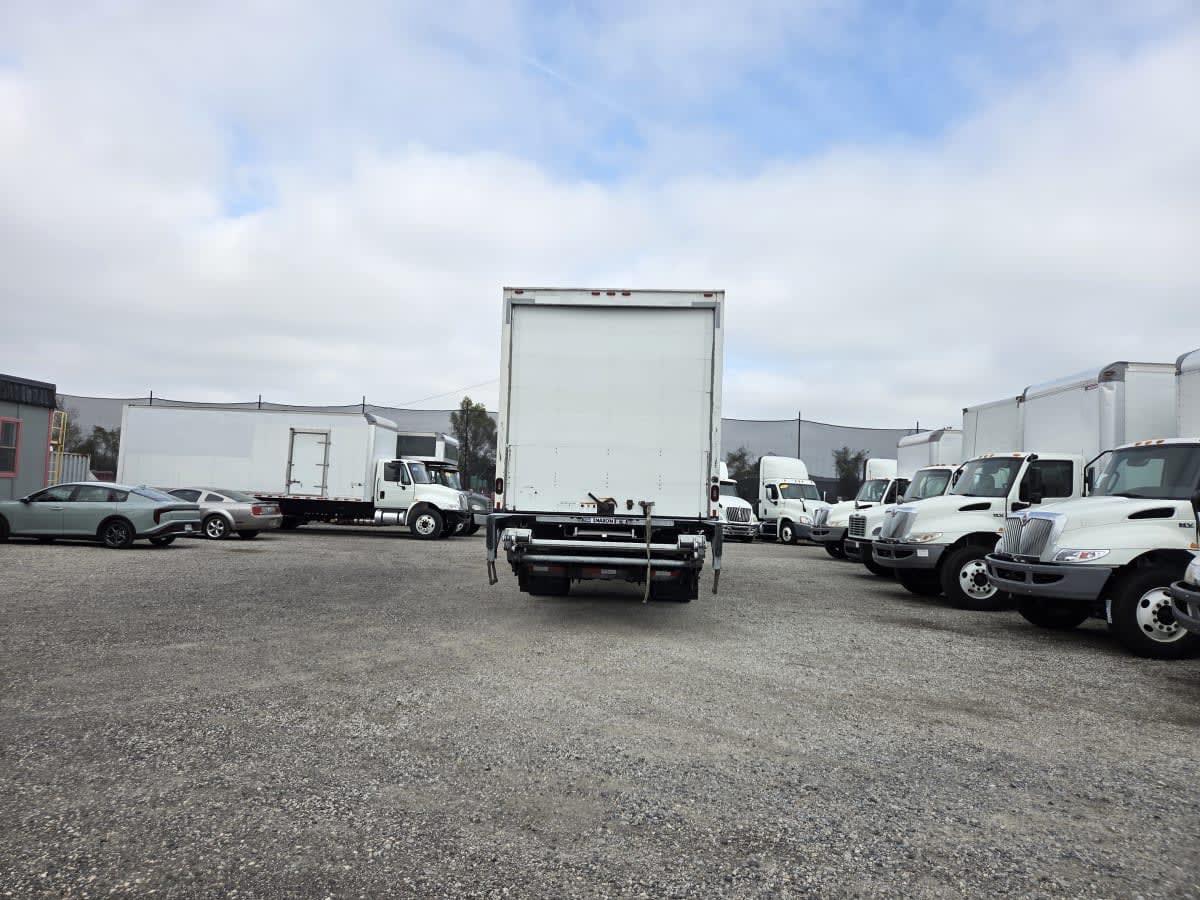 2019 Navistar International 4300 813933
