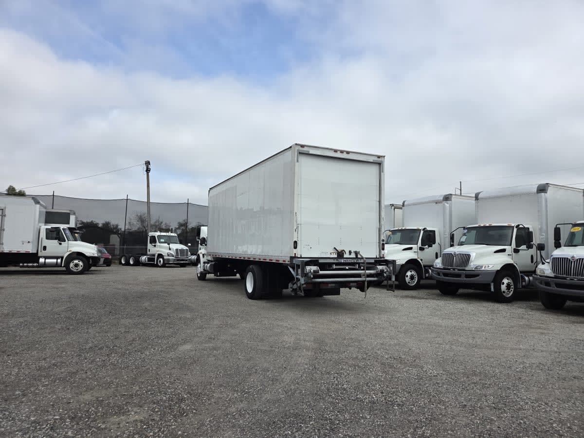 2019 Navistar International 4300 813933