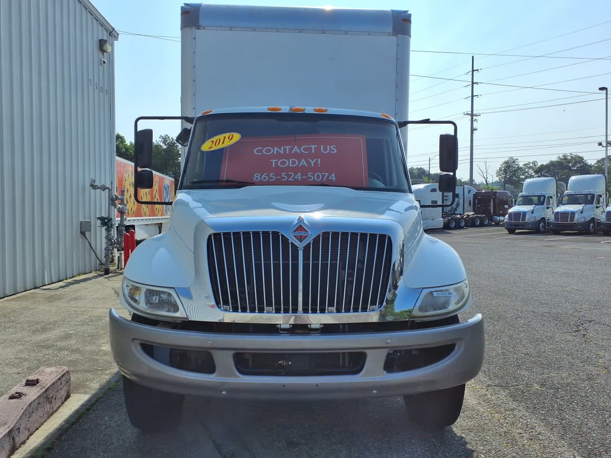 2019 Navistar International 4300 813939