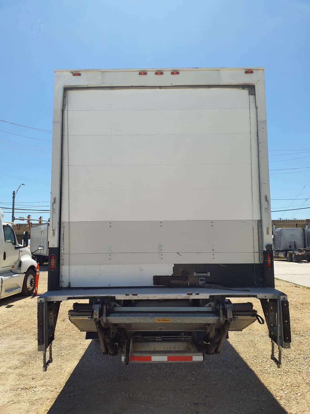 2019 Navistar International 4300 813944