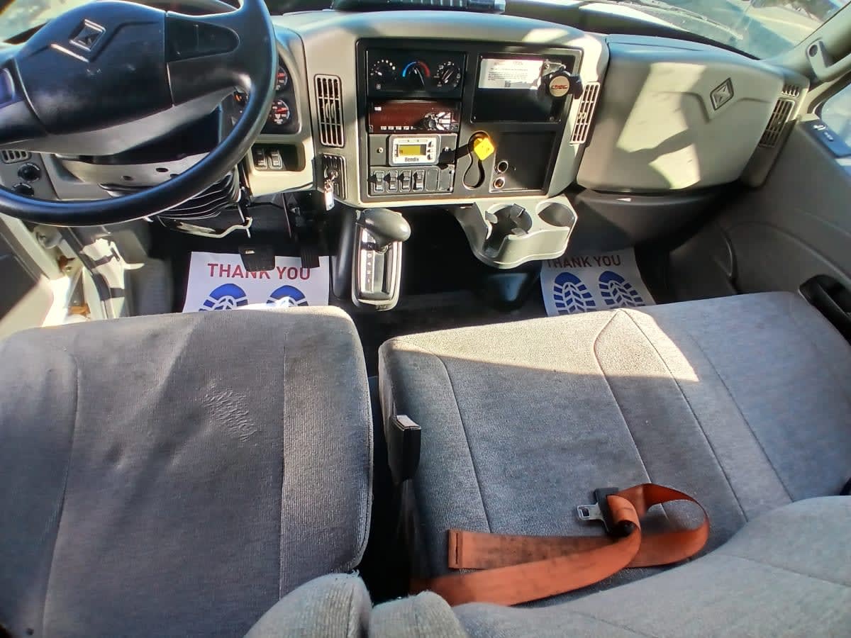 2019 Navistar International 4300 813952