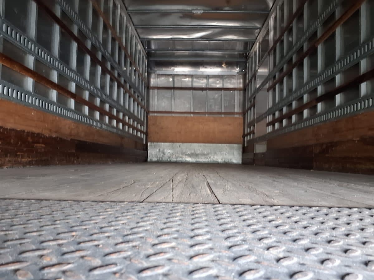 2019 Navistar International 4300 813957