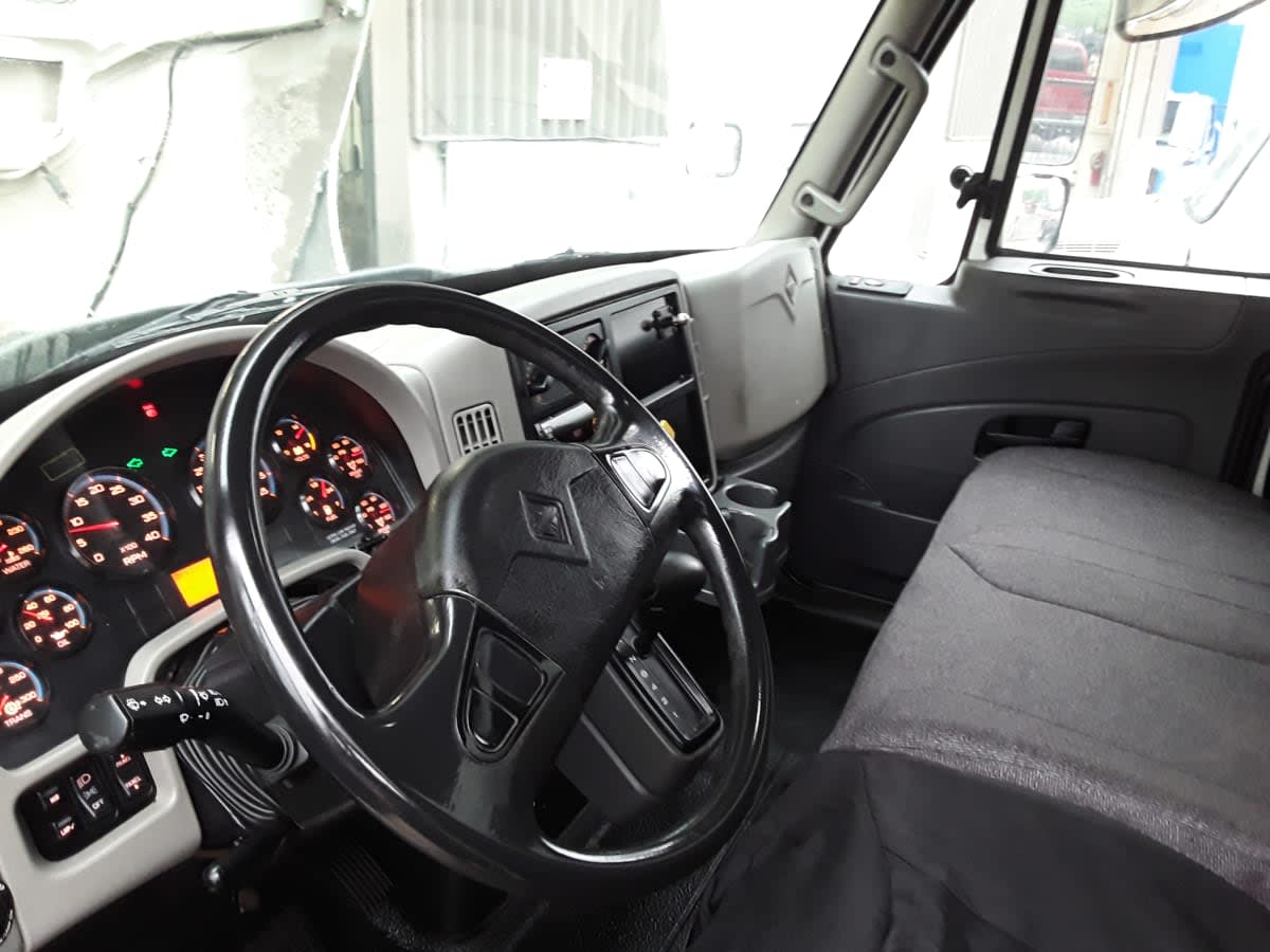 2019 Navistar International 4300 813963