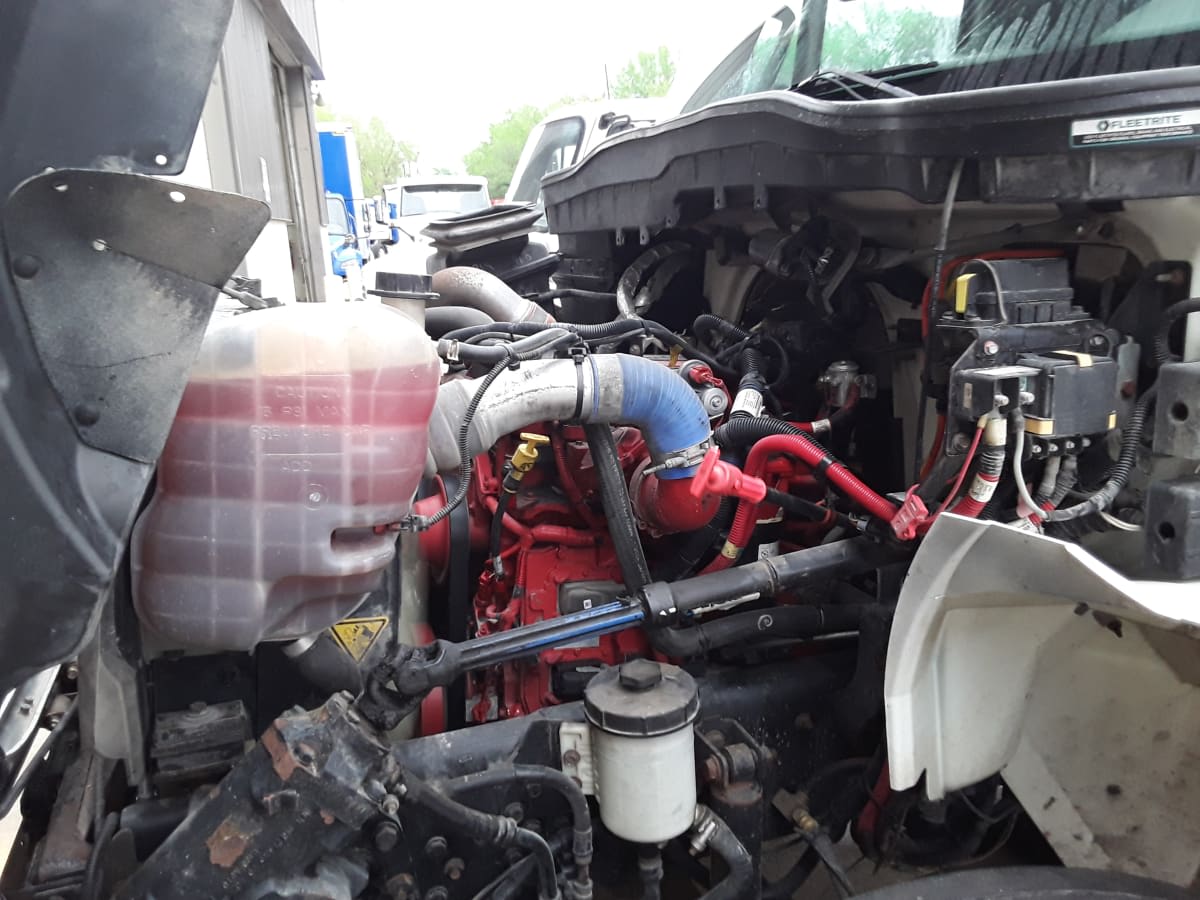 2019 Navistar International 4300 813963