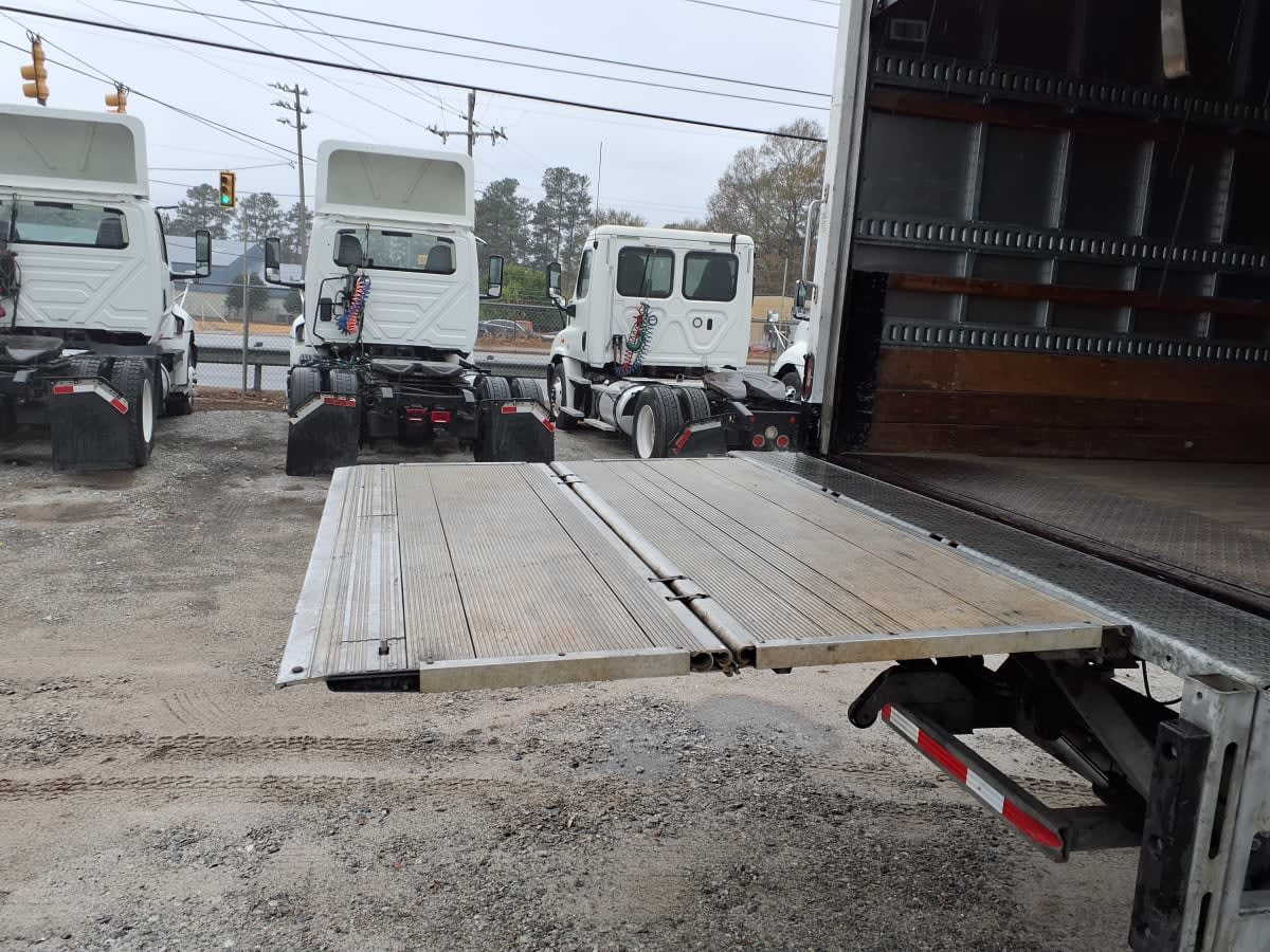 2019 Navistar International 4300 813996