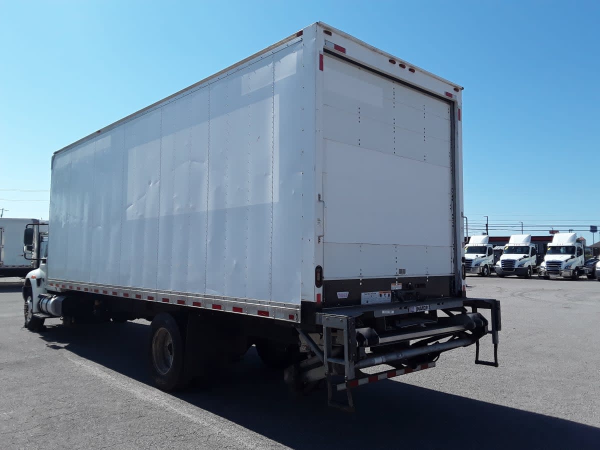 2019 Navistar International 4300 814011