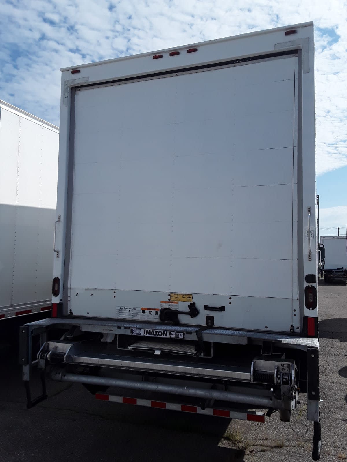 2019 Navistar International 4300 814012