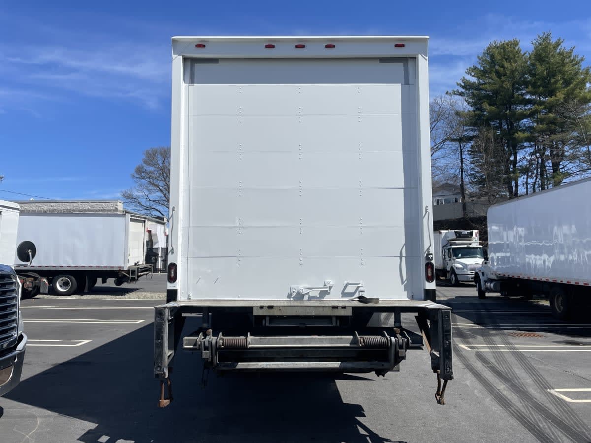 2019 Navistar International 4300 814044