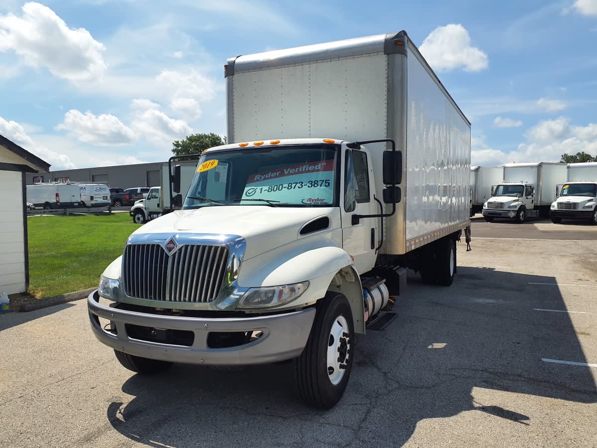 2019 Navistar International 4300 814082