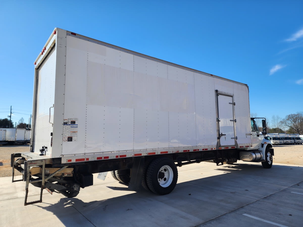 2019 Navistar International 4300 814102