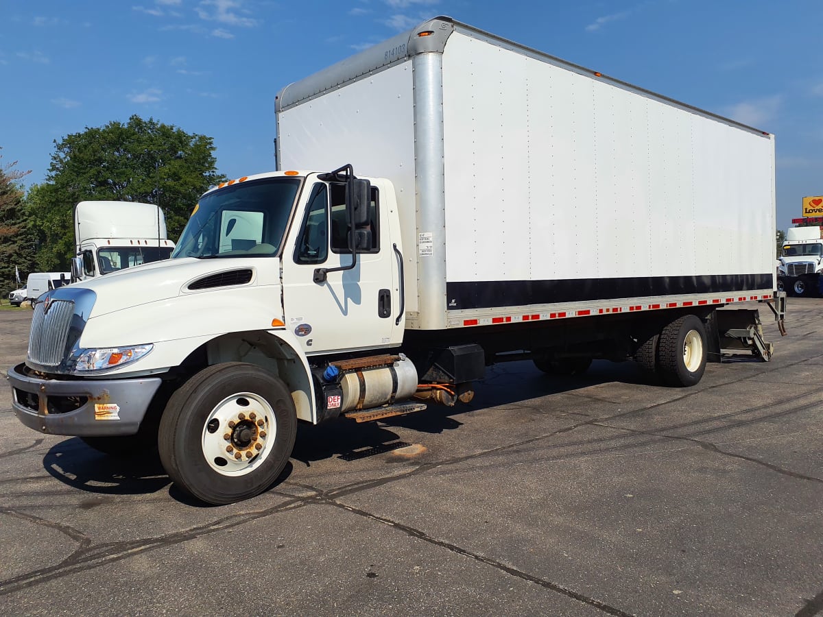 Navistar International 4300 VEH-814103