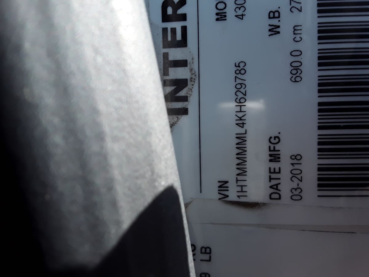 2019 Navistar International 4300 814110