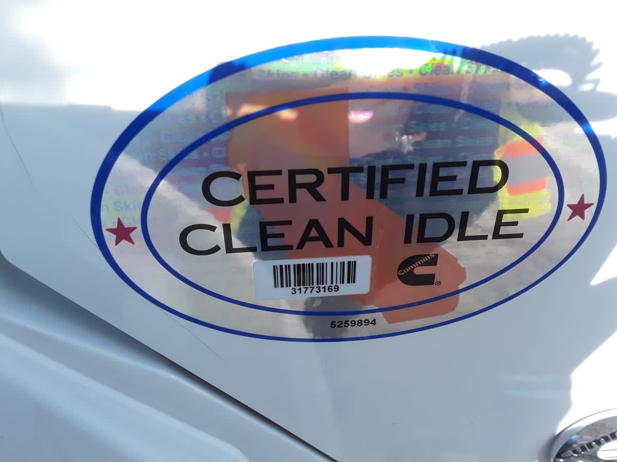 2019 Navistar International 4300 814110