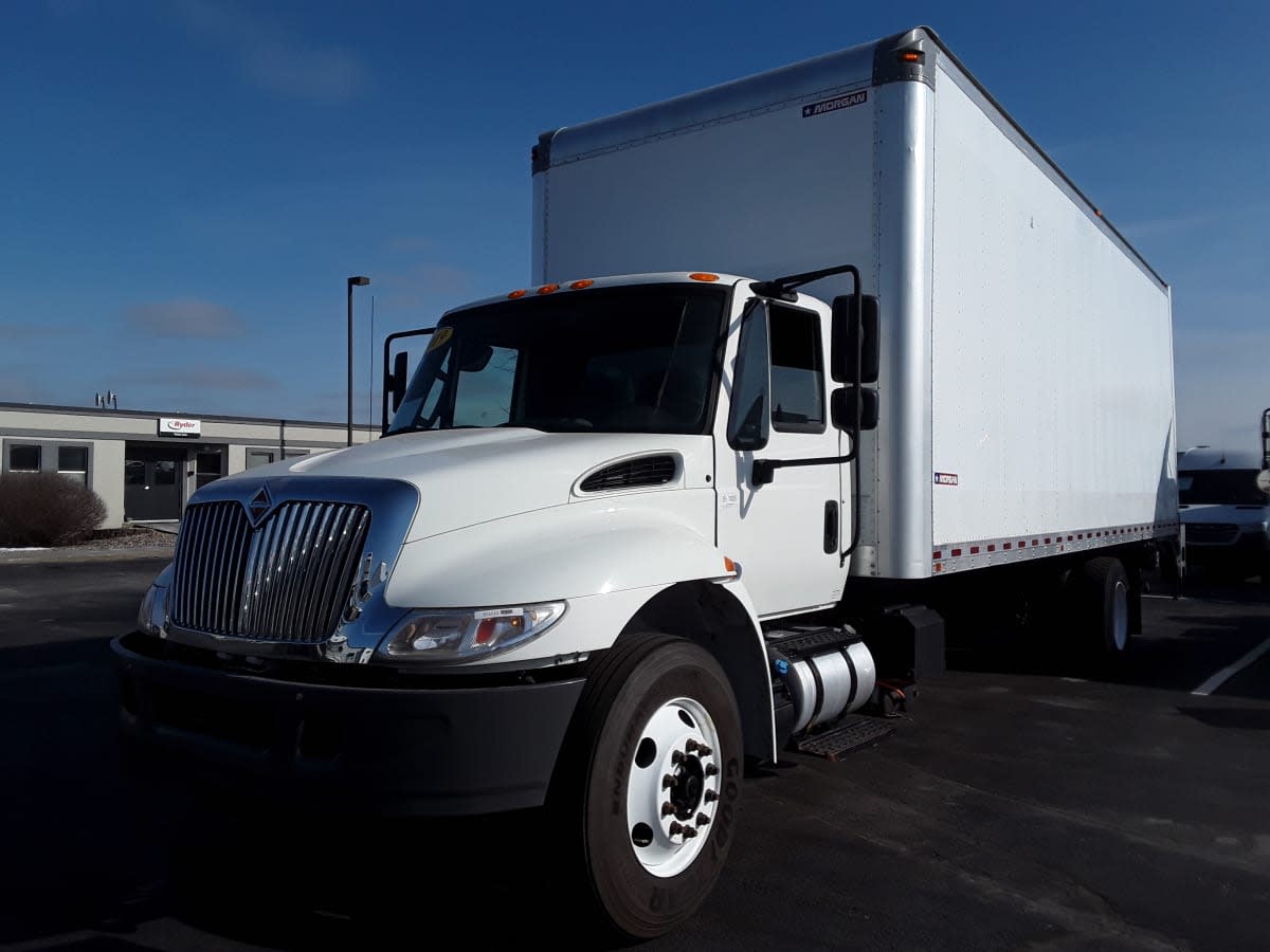 2019 Navistar International 4300 814110