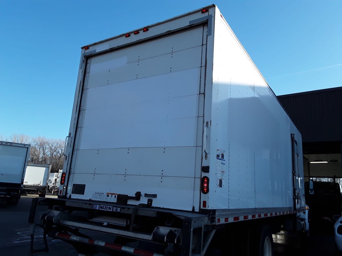 2019 Navistar International 4300 814158