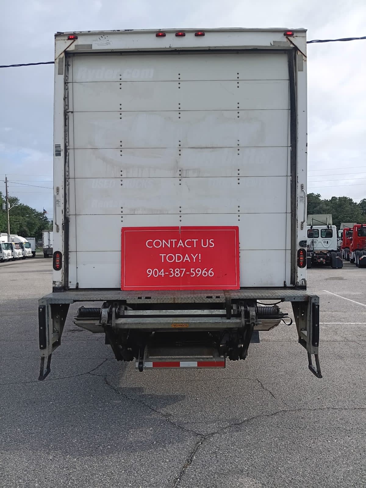 2019 Navistar International 4300 814230