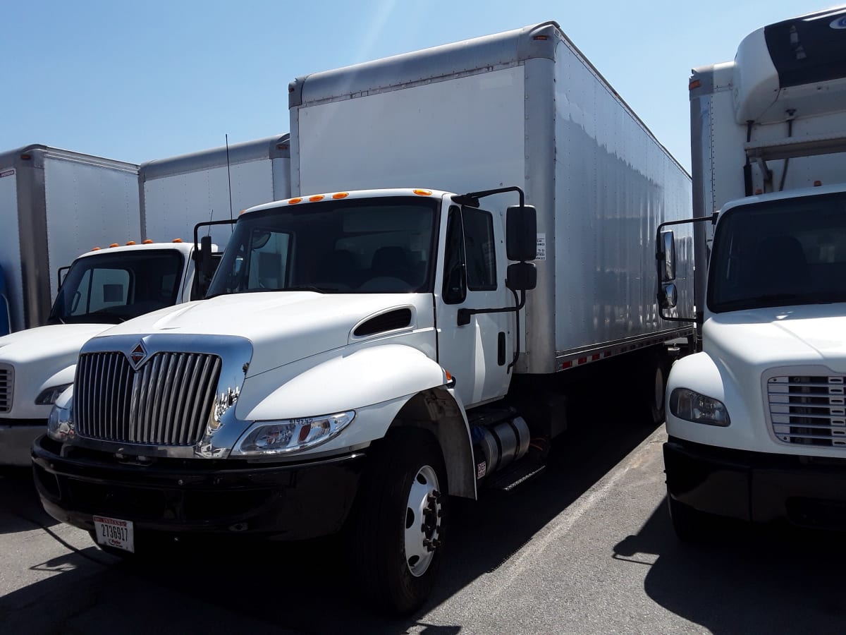 2019 Navistar International 4300 814242